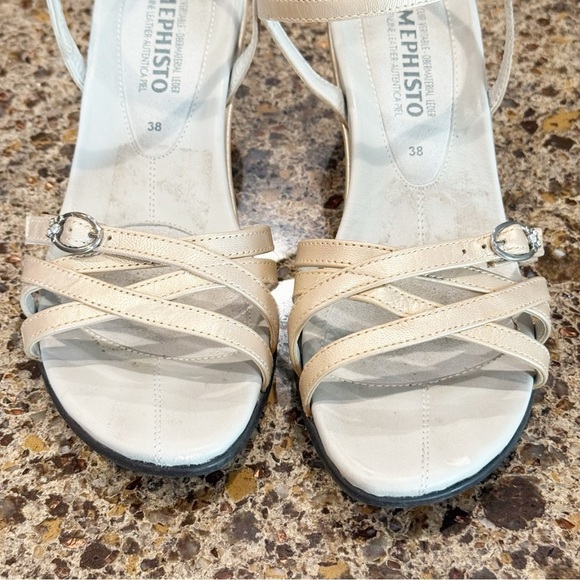 Mephisto Women's Air Relax Platform Dress Sandal size 38 - Picture 2 of 8